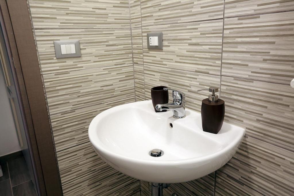 Hotel Casa Martinez Roma Zewnętrze zdjęcie